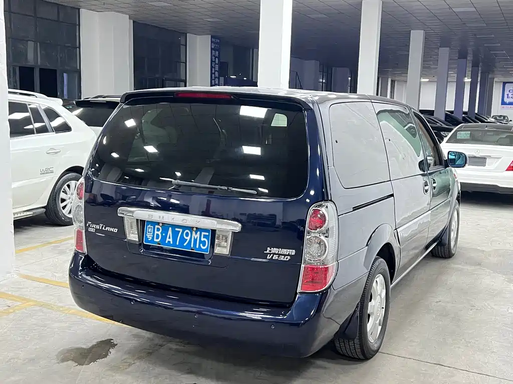 Buick GL8 — миниатюра 5