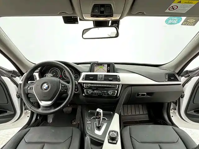 BMW 3 Series GT — миниатюра 9