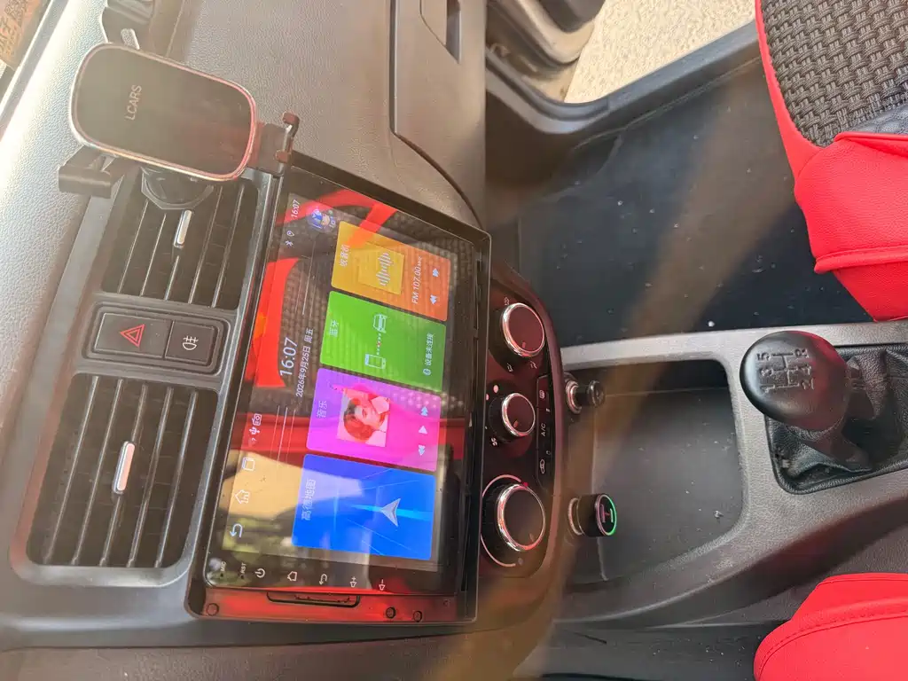 Wuling Rongguang V — миниатюра 15