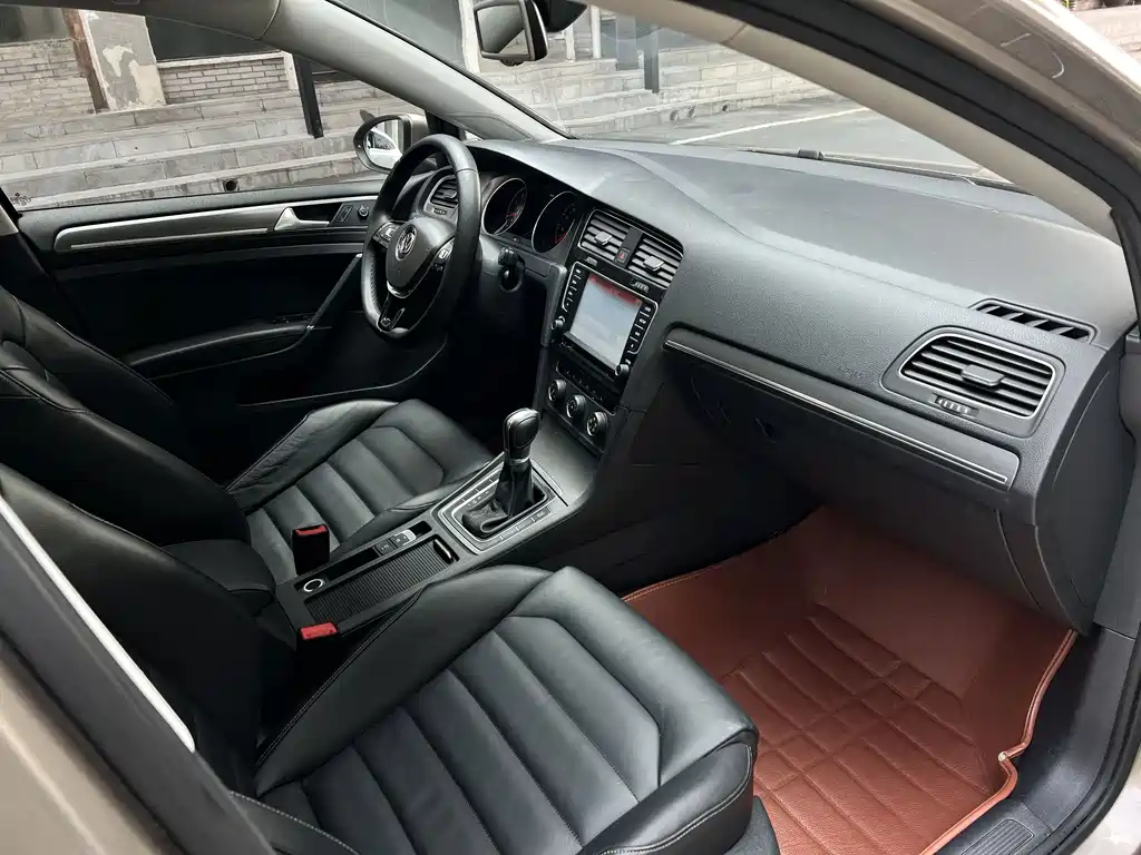 Volkswagen Golf — миниатюра 7