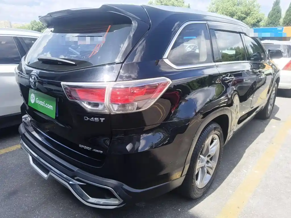 Toyota Highlander — миниатюра 5