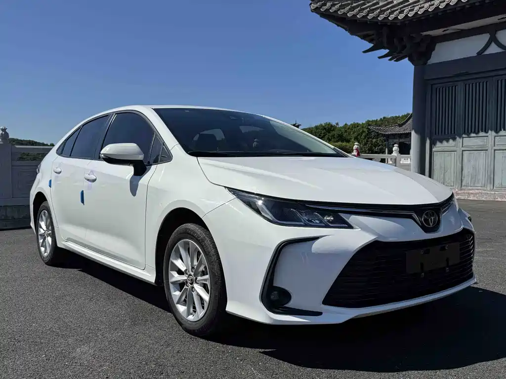 Toyota Corolla — миниатюра 3