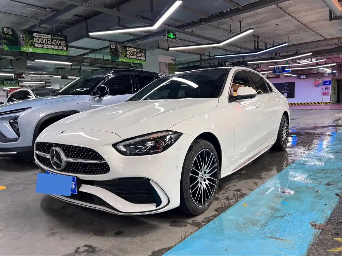 奔驰C级 2025款 C 260 L 运动版 2025