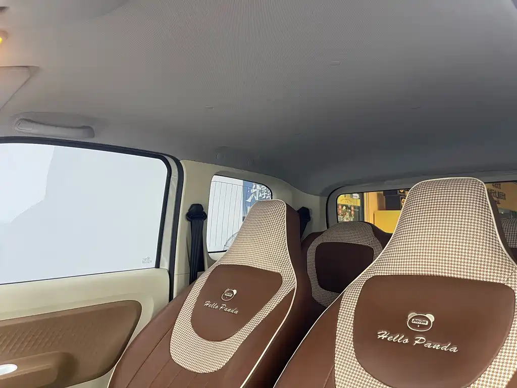 Wuling MINIEV — миниатюра 16