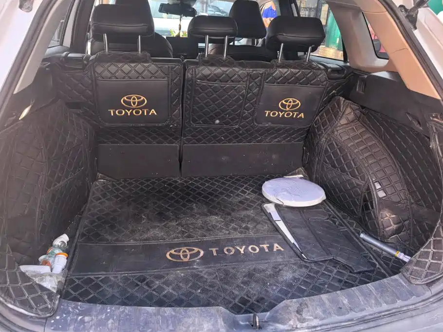 Toyota Frontlander — миниатюра 4