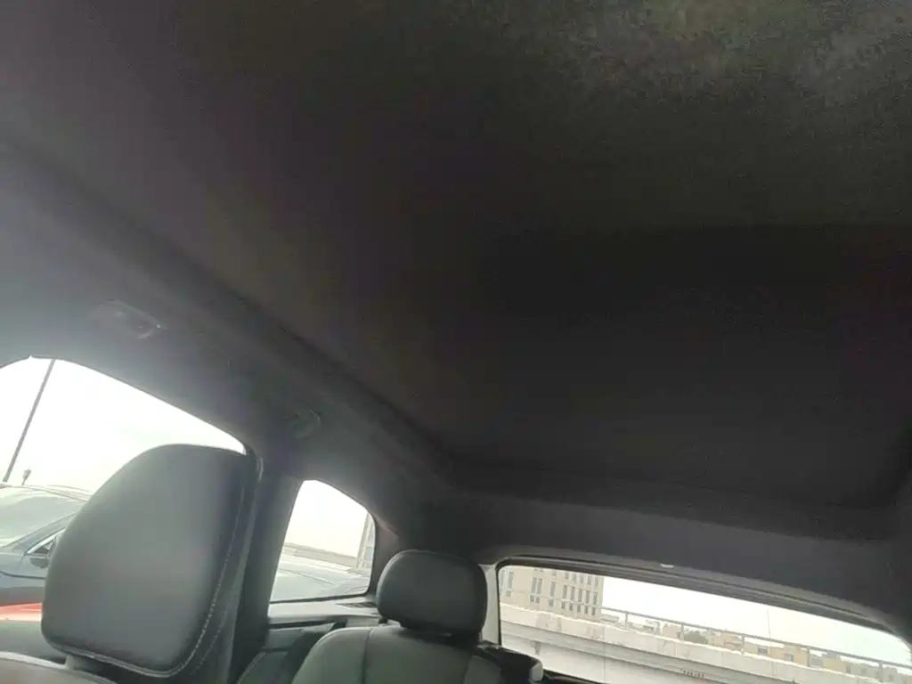 Volvo XC60 PHEV — миниатюра 18