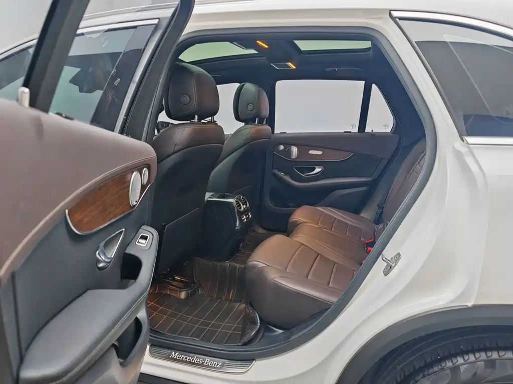 Mercedes-Benz GLC — миниатюра 15