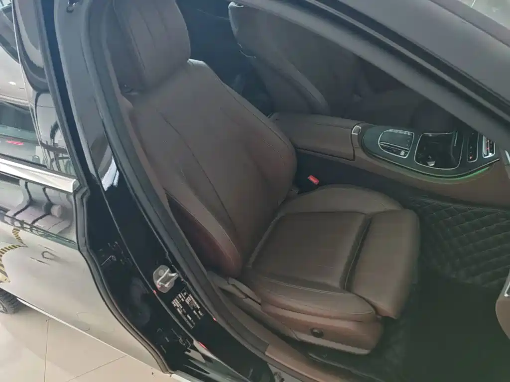 Mercedes-Benz E-Class — миниатюра 25