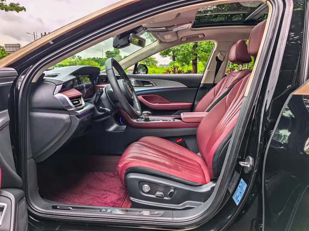 Hongqi Hongqi H5 — миниатюра 11