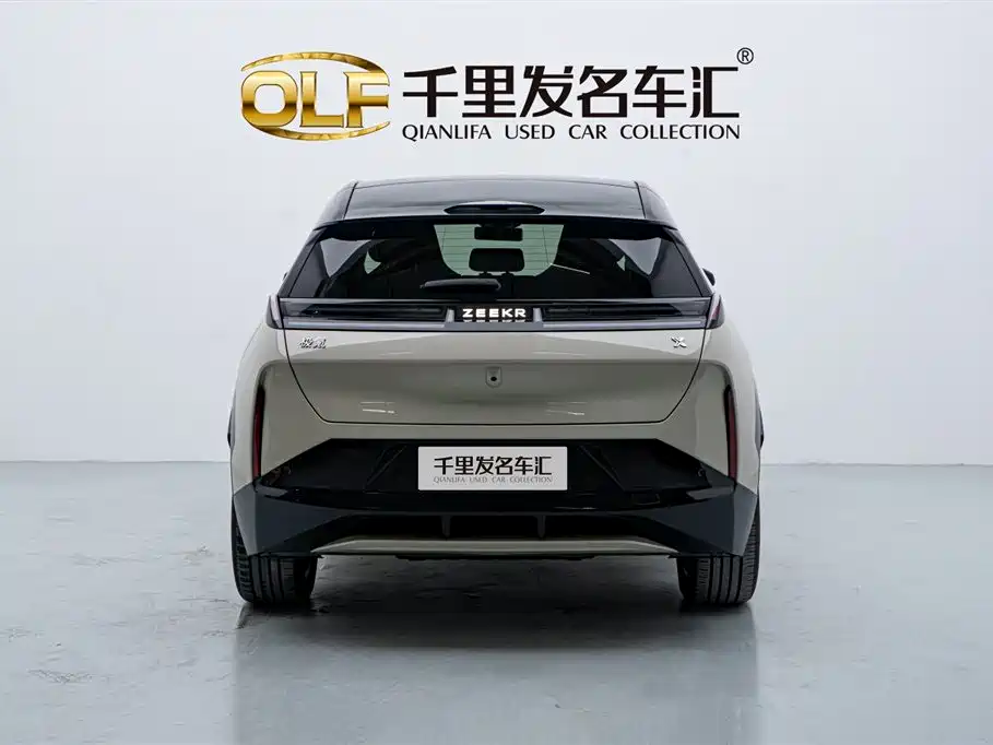 Zeekr X 2025 мест