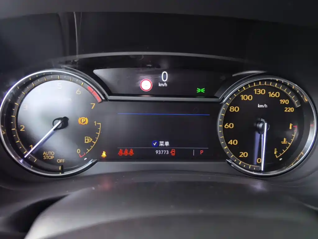 Cadillac XT4 — миниатюра 12
