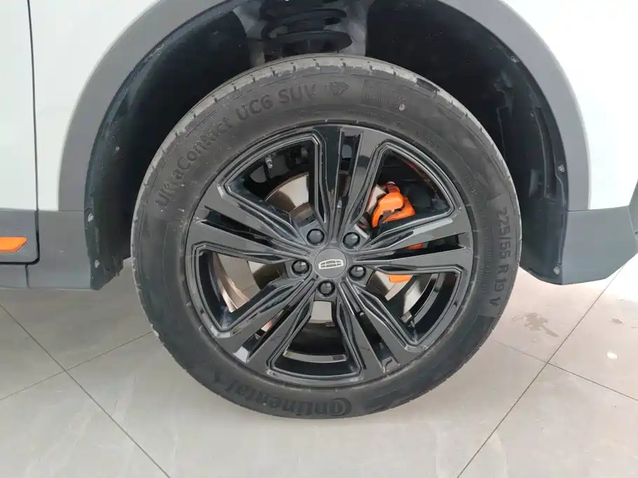 Geely Boyue — миниатюра 6