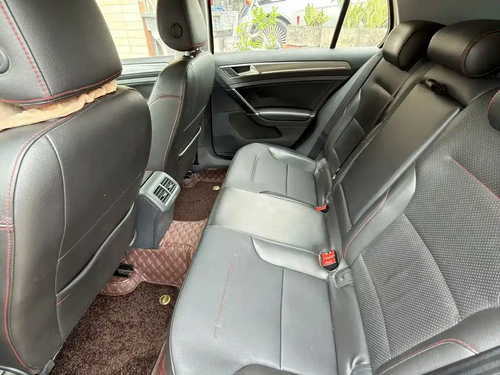 Volkswagen Golf — миниатюра 5