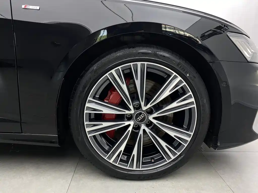 Audi A6L — миниатюра 40