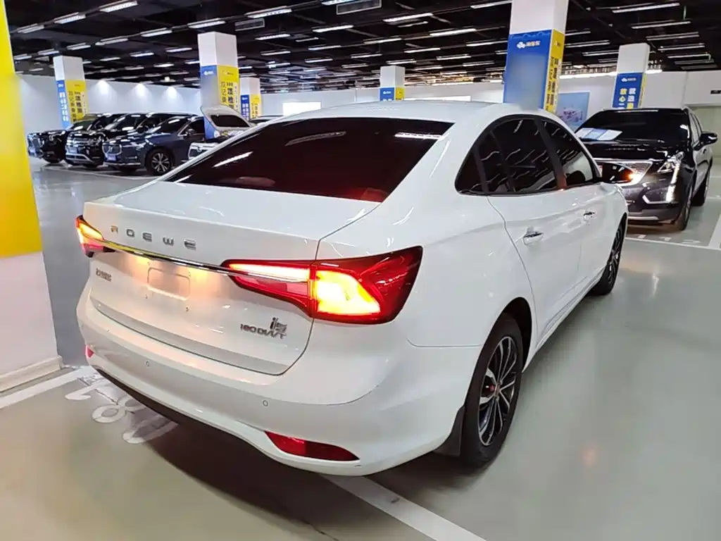 Roewe i5 — миниатюра 7
