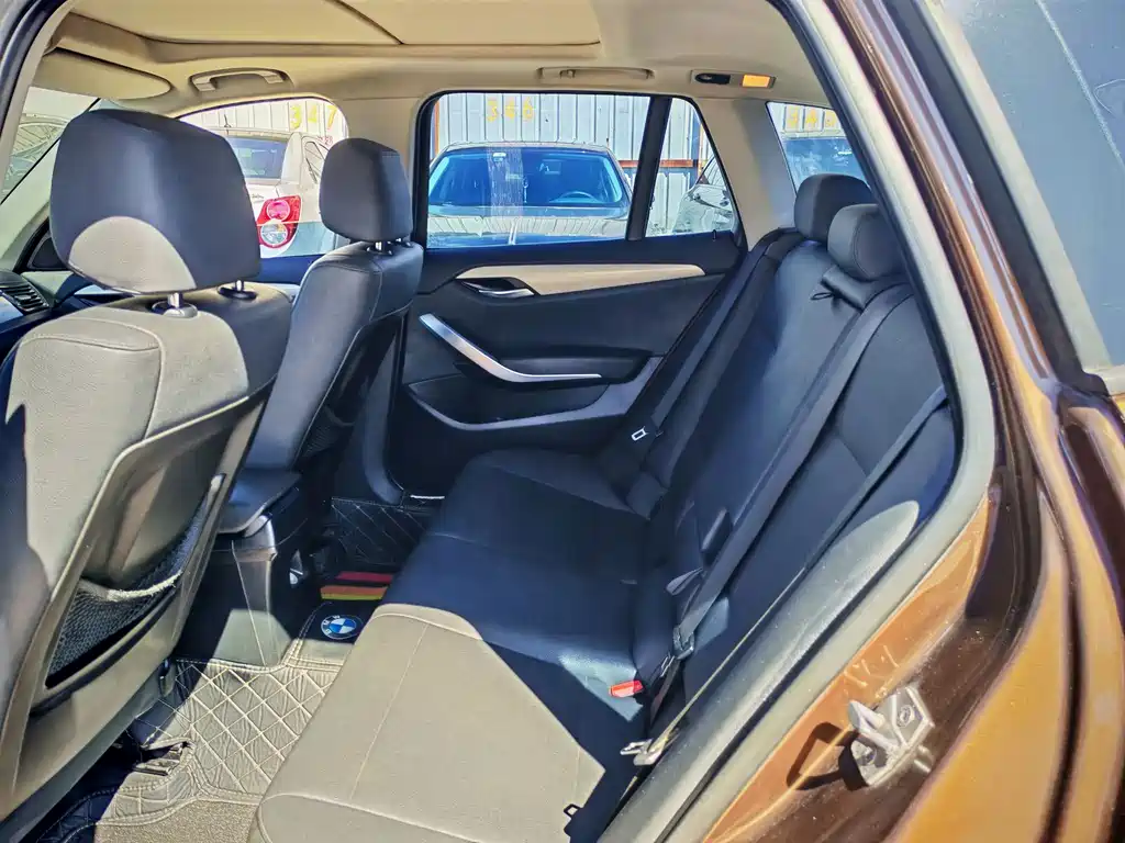 BMW X1 (Import) — миниатюра 11