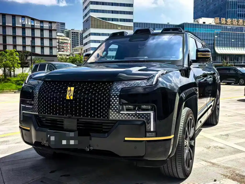 Yangwang 仰望U8 L — миниатюра 3