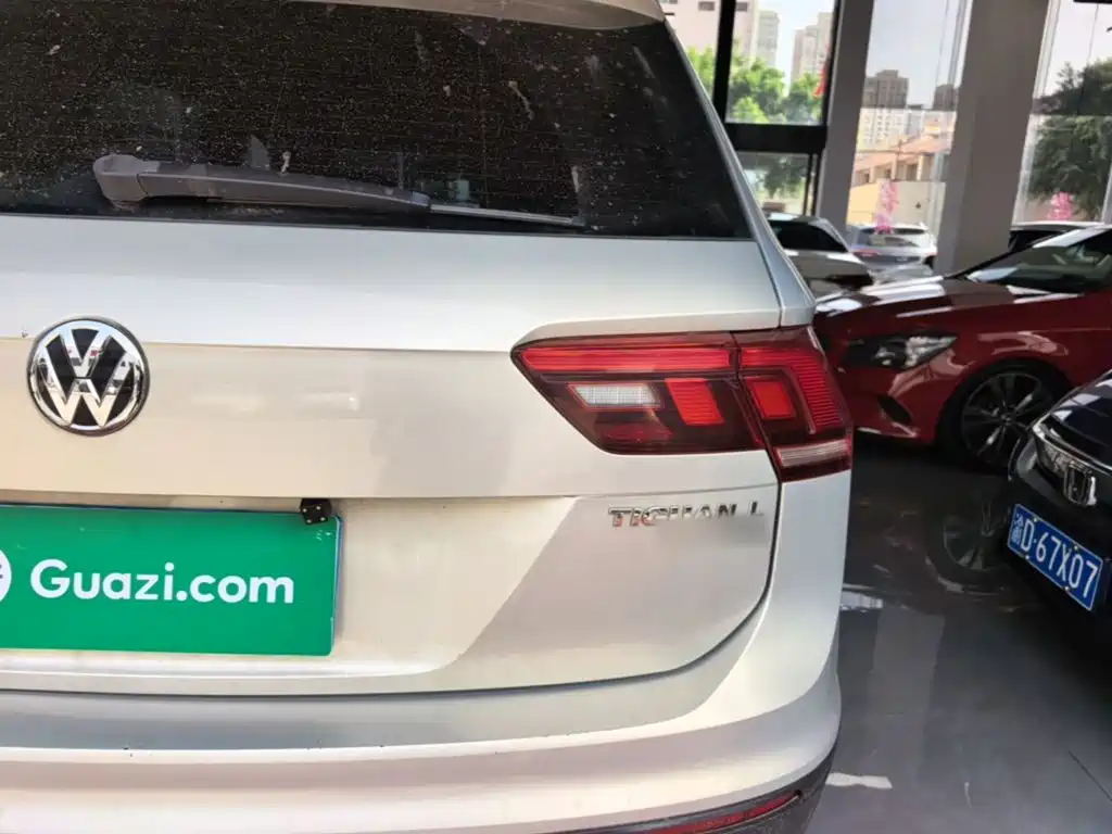 Volkswagen Tiguan L — миниатюра 8
