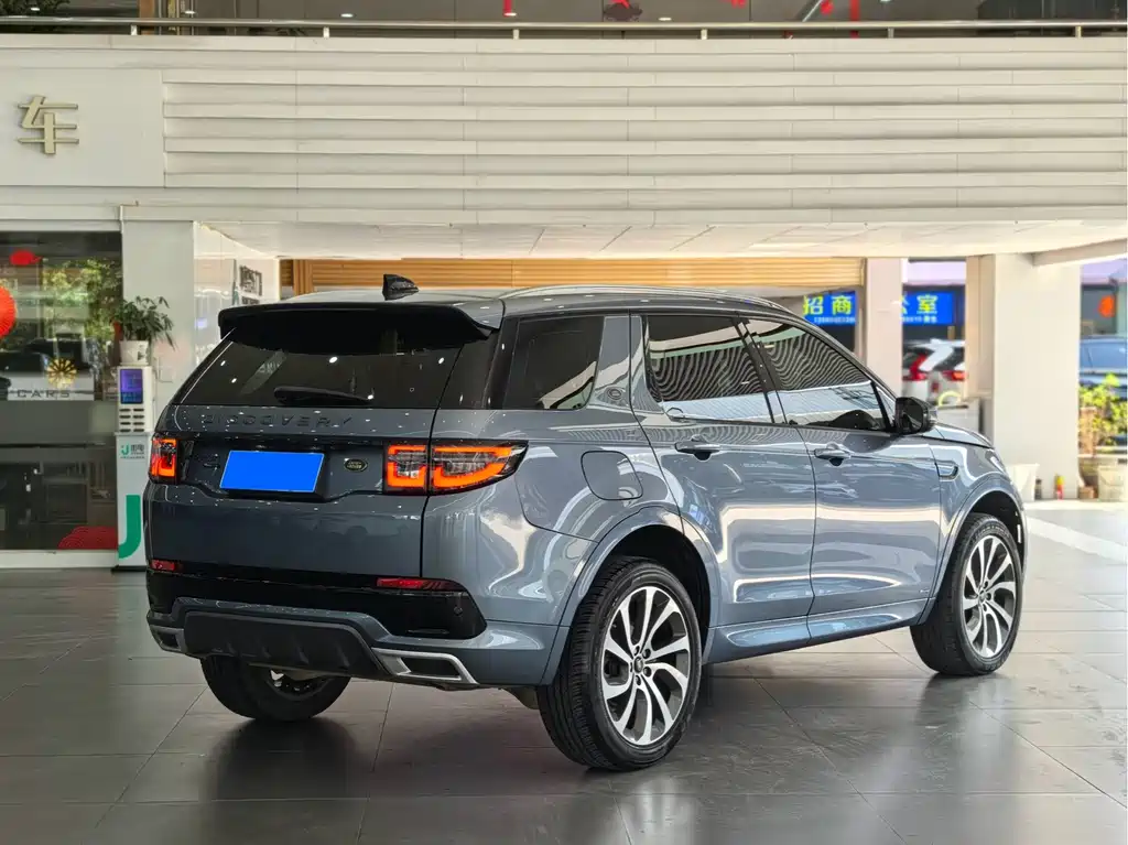 Land Rover Discovery Sport — миниатюра 12