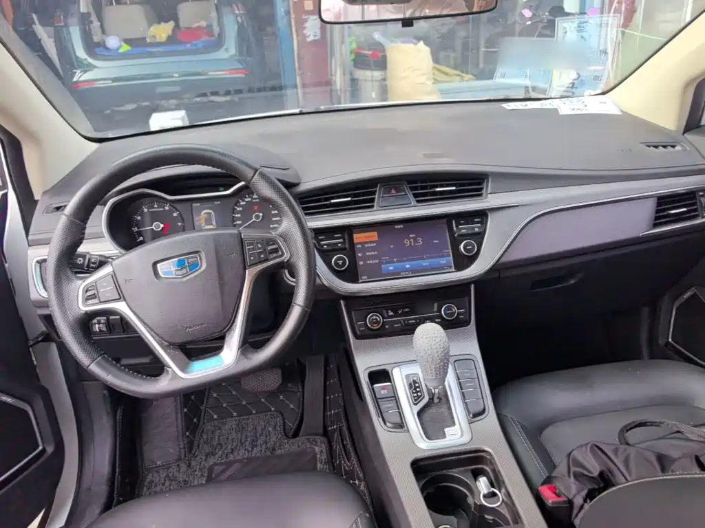 Geely Emgrand GS — миниатюра 10