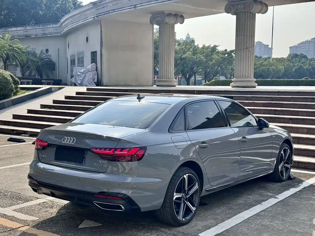 Audi A4L — миниатюра 11