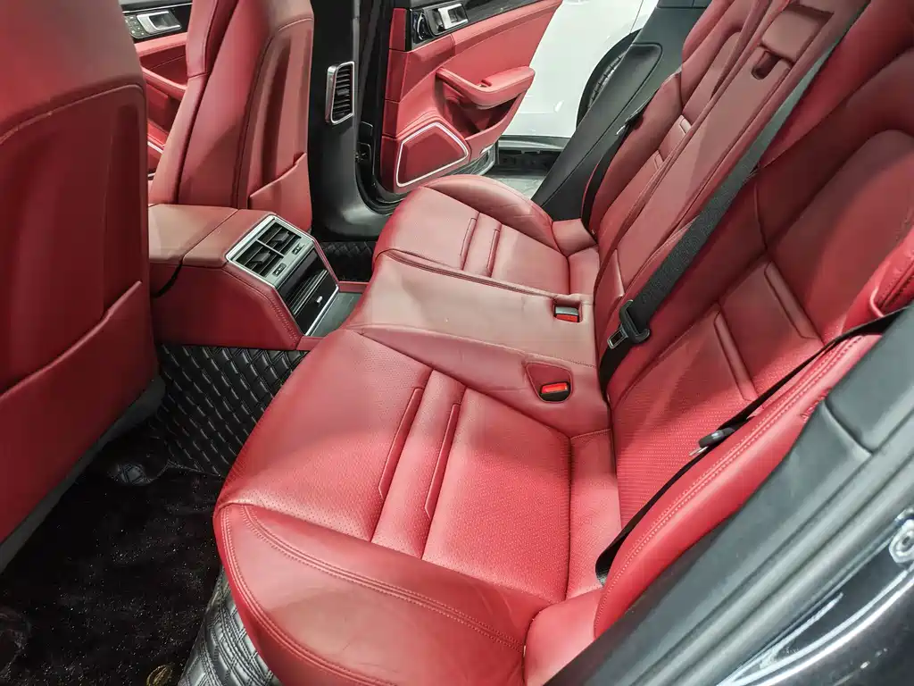 Porsche Panamera — миниатюра 11