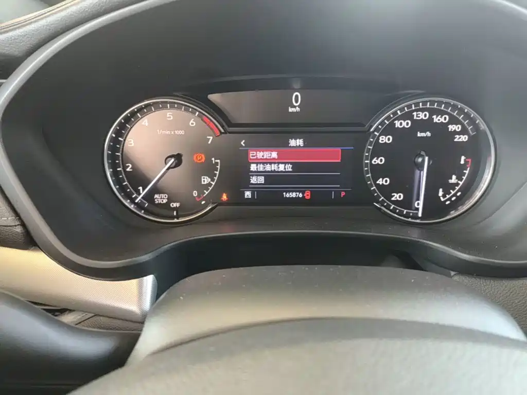 Cadillac XT4 — миниатюра 12