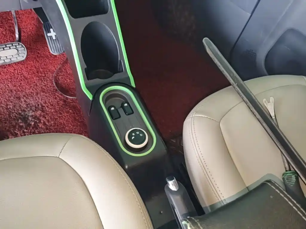 Wuling MINIEV — миниатюра 14