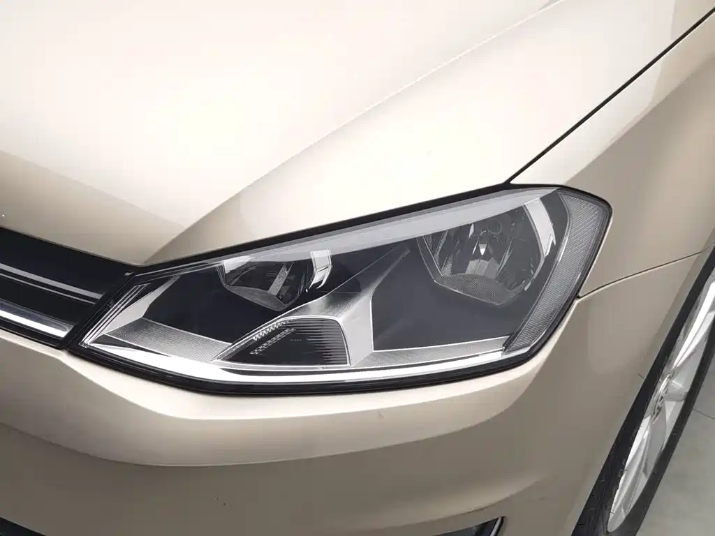 Volkswagen Golf — миниатюра 7