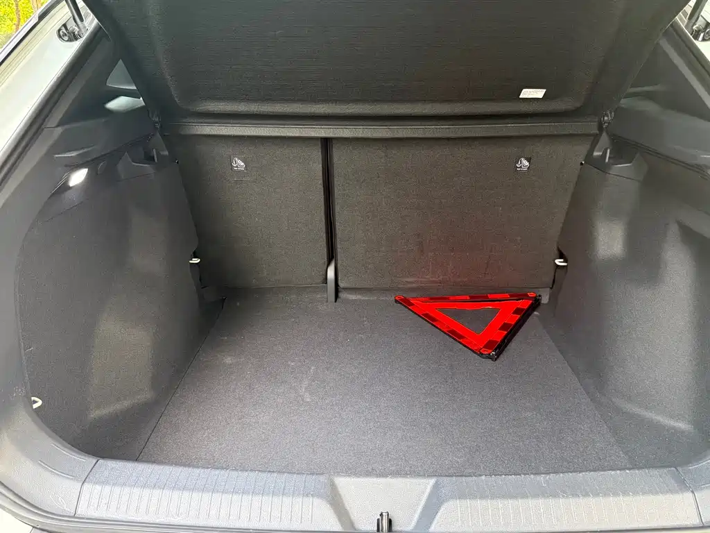 Volkswagen ID.4 Crozz — миниатюра 11