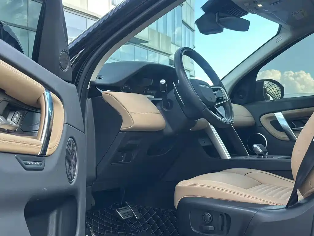 Land Rover Discovery Sport — миниатюра 9