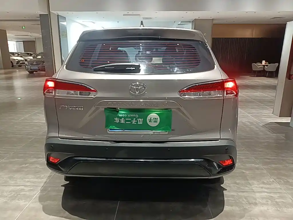 Toyota Frontlander — миниатюра 6