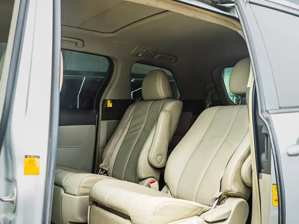 Toyota Previa 2007 3.5L 7 Luxury