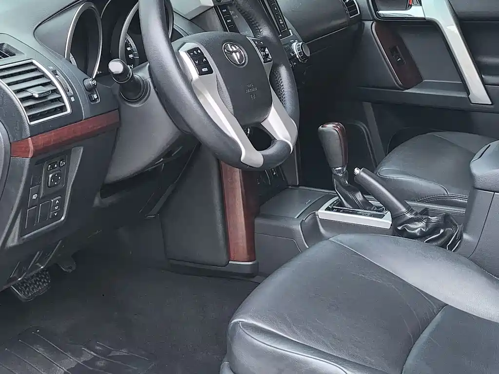 Toyota Land Cruiser Prado 2014 4.0L AT TX-L