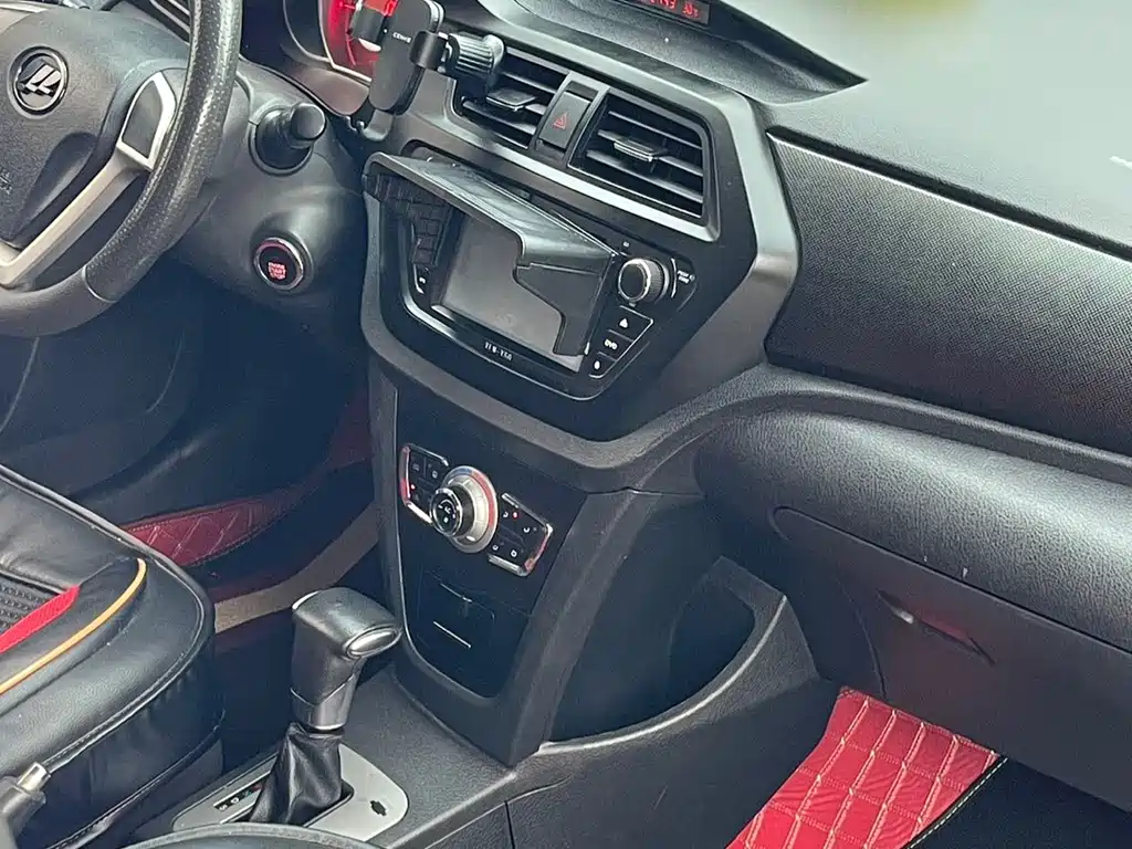 Lifan 力帆X50 — миниатюра 10