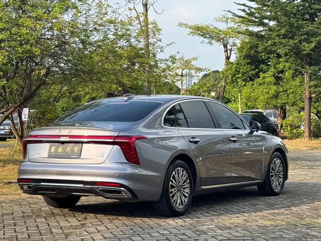 Hongqi Hongqi H5 — миниатюра 6