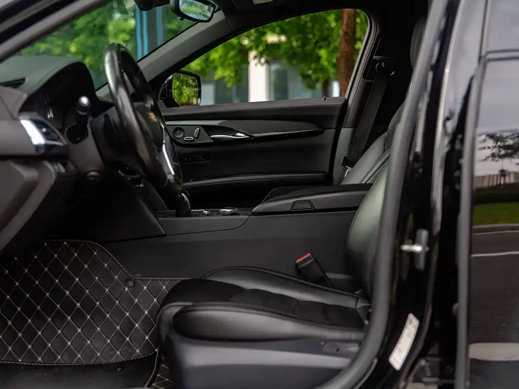 Cadillac CT6 — миниатюра 11