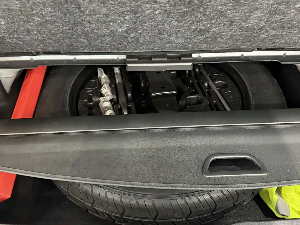 Mercedes-Benz GLS — миниатюра 20