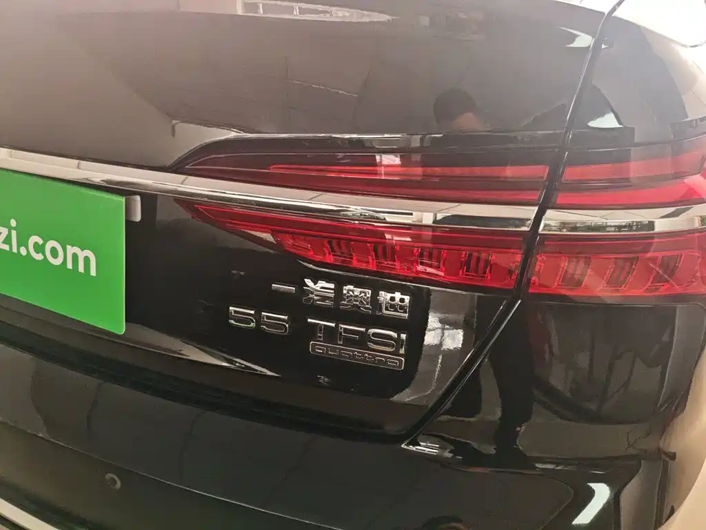 Audi A6L 2024 55 TFSI quattro Premium