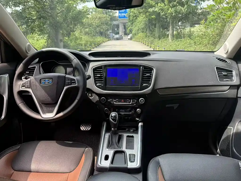Geely Vision X6 — миниатюра 10