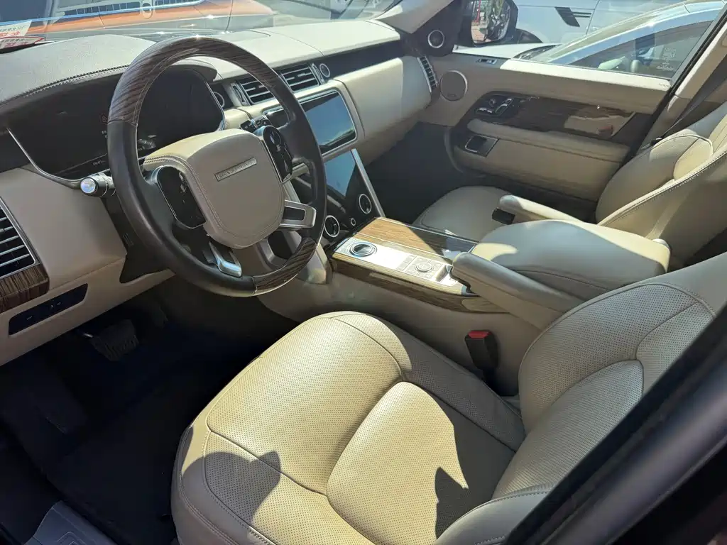 Land Rover Range Rover — миниатюра 4