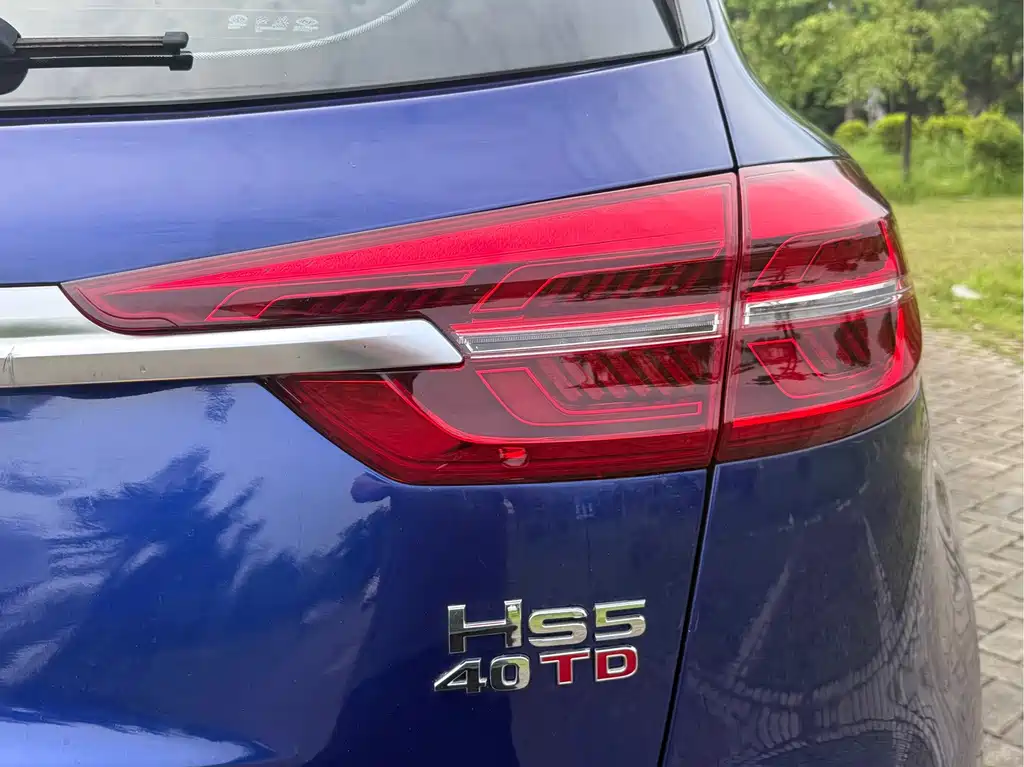 Hongqi Hongqi HS5 — миниатюра 16