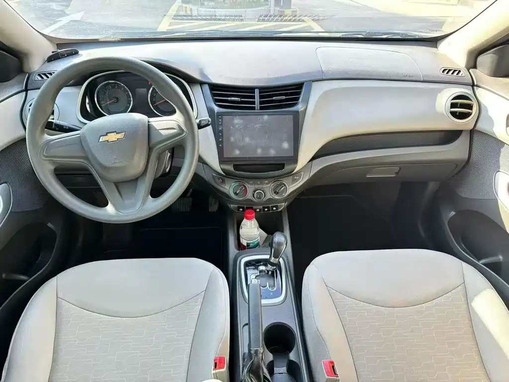 Chevrolet Sail — миниатюра 5