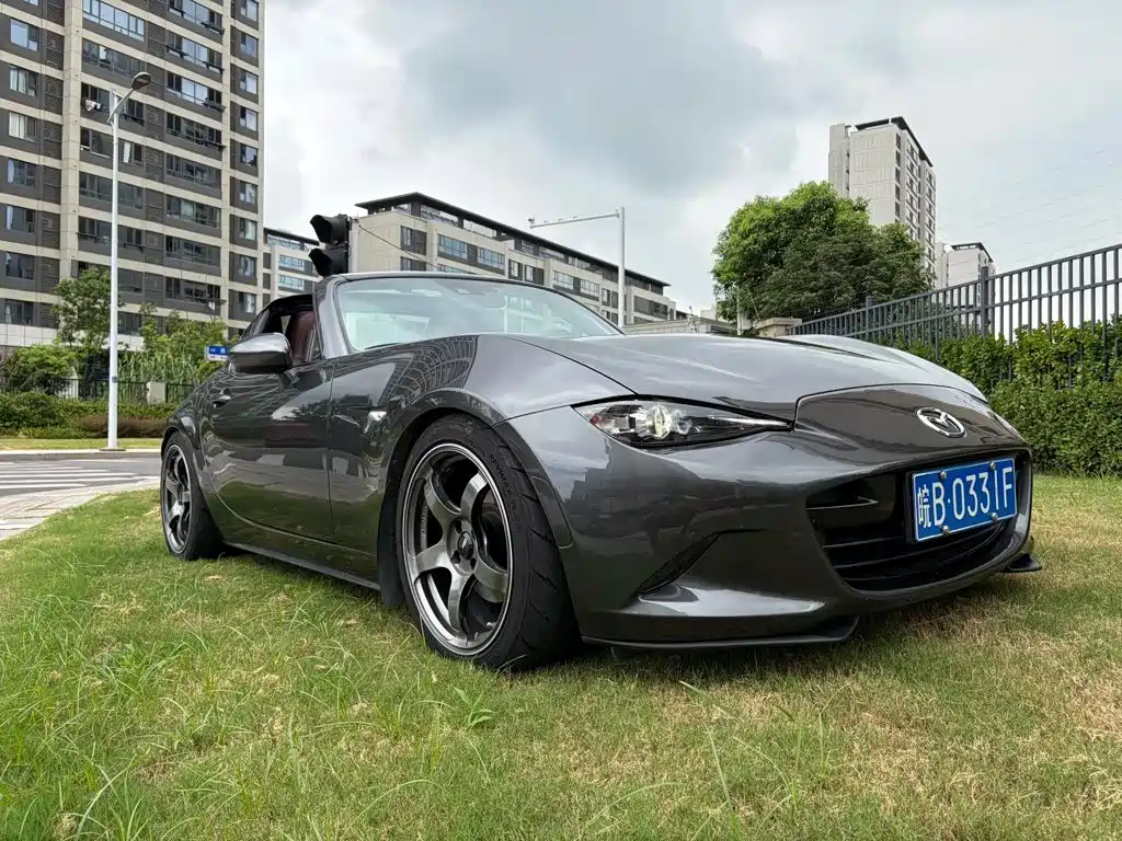 Mazda MX-5 — миниатюра 2