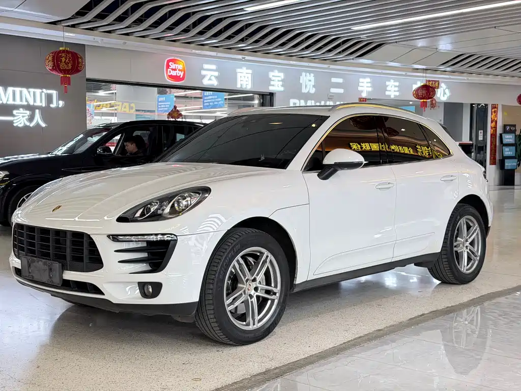 Porsche Macan 2016