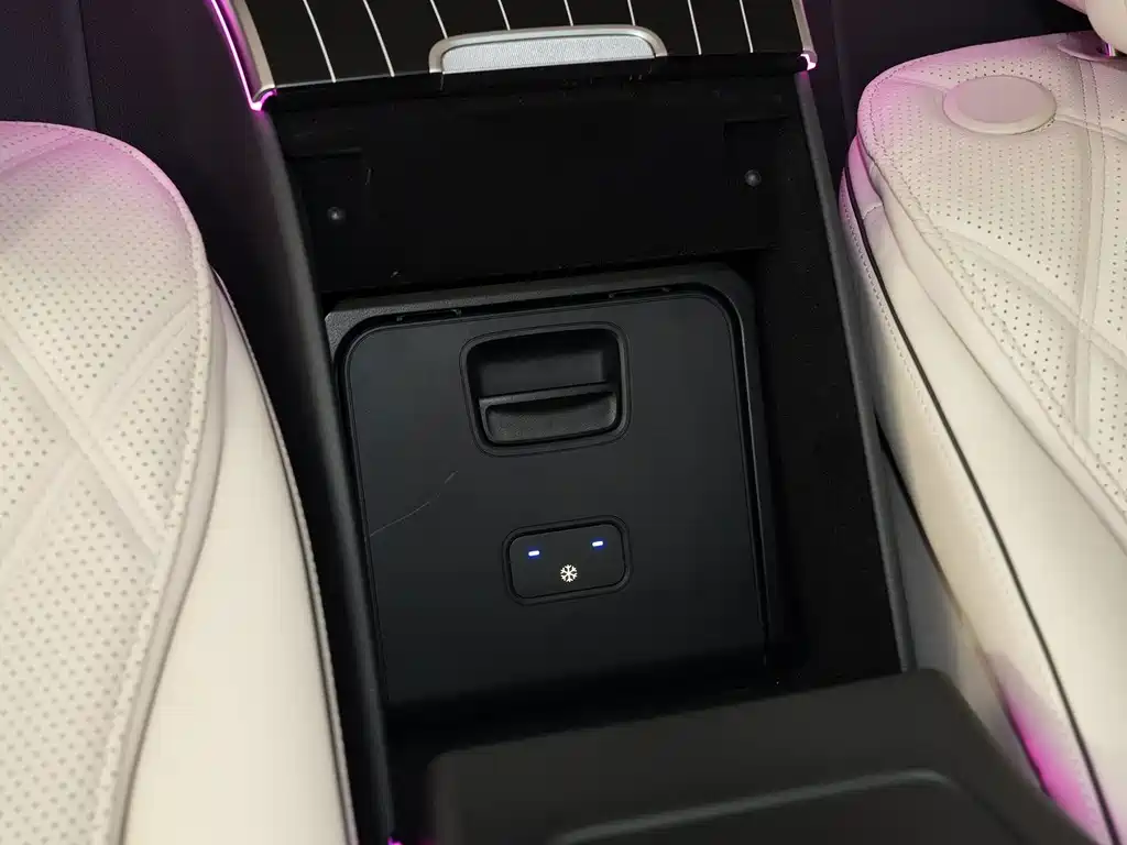 Mercedes-Benz S-Class — миниатюра 33