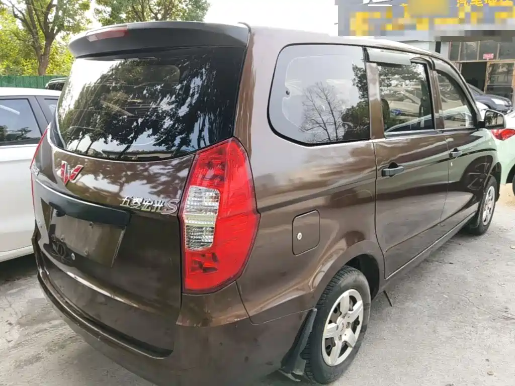 Wuling Hongguang — миниатюра 7