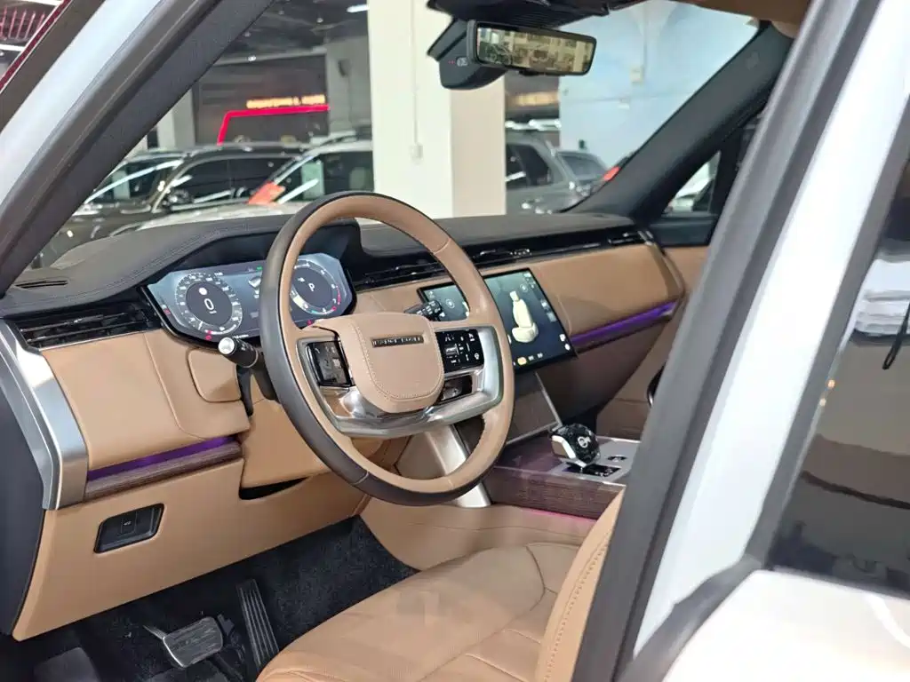 Land Rover Range Rover — миниатюра 16