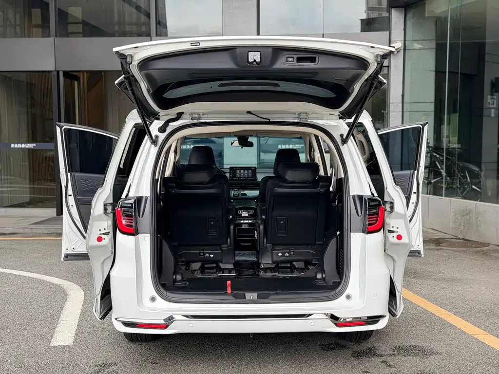 Honda Elysion — миниатюра 21