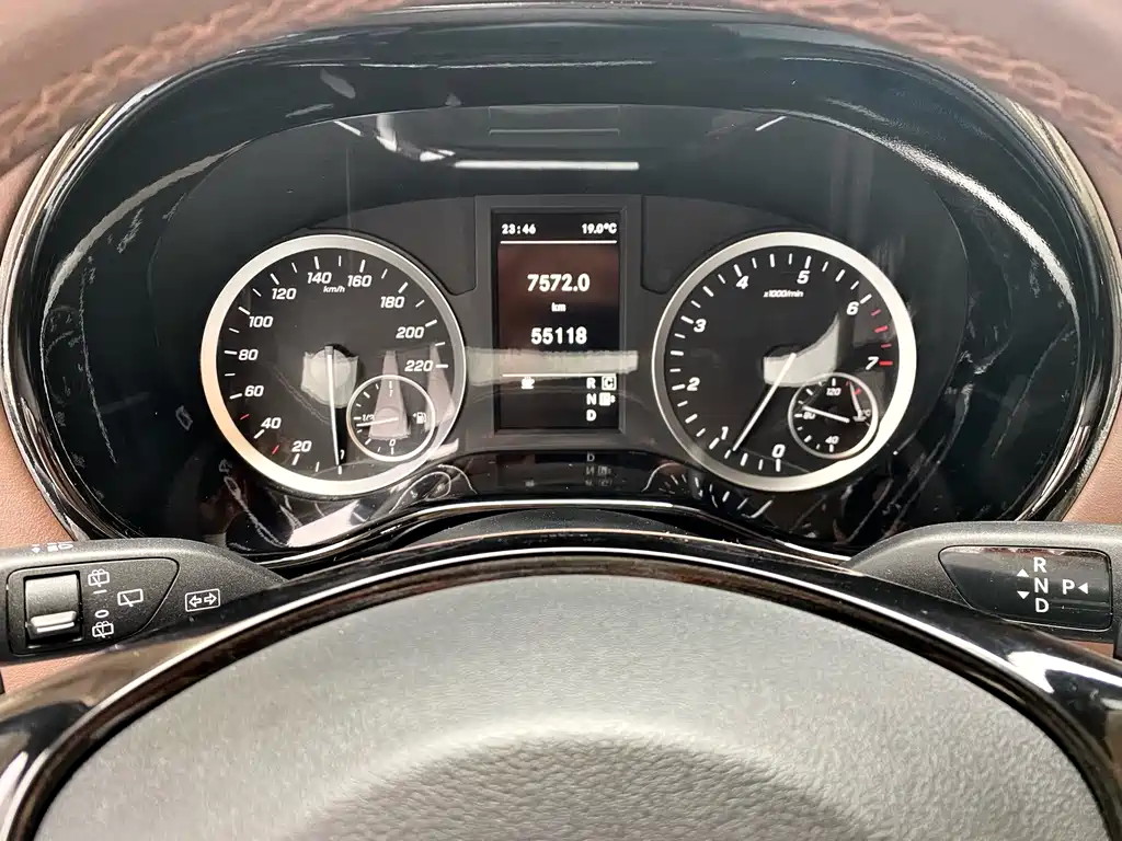 Mercedes-Benz Vito — миниатюра 12